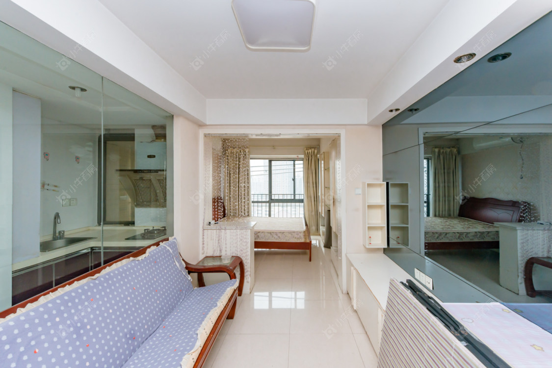 常州东方国际公寓1室1厅1卫在售二手房房源图片