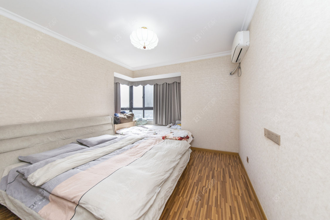 常州绿地峰云汇在售二手房源室内图_小牛看房