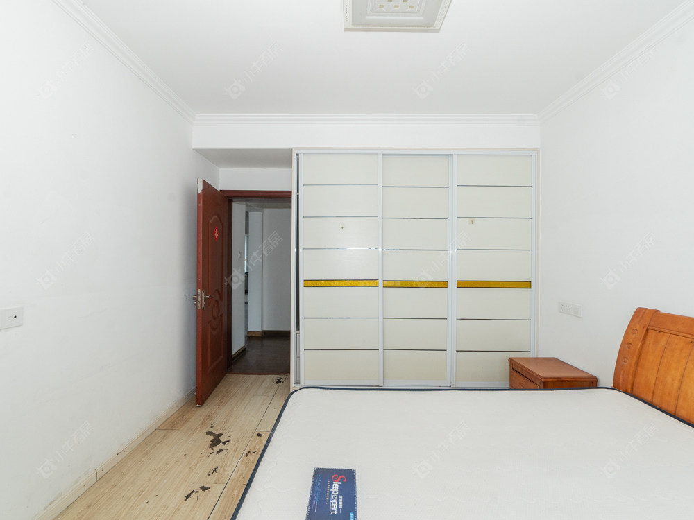 常州滨江明珠城西区在售二手房源室内图_小牛看房