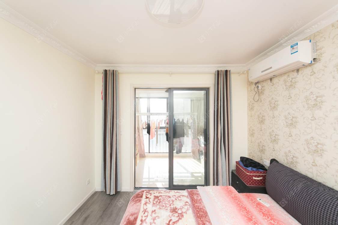 世茂香槟湖二期房源室内图 常州世茂香槟湖二期在售二手房源室内图_小牛看房