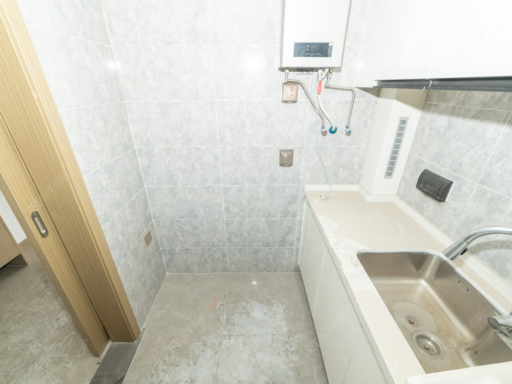 常州绿地香港名墩道在售二手房源室内图_小牛看房