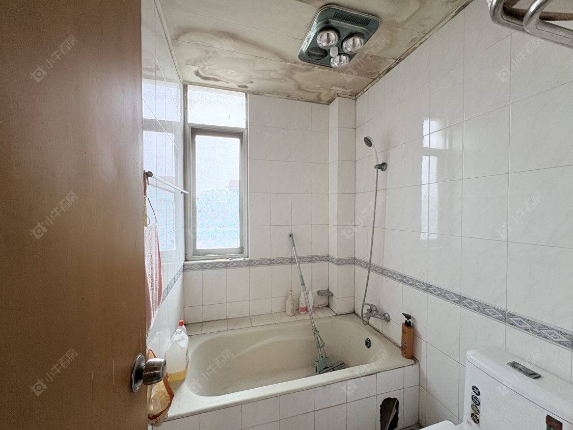 丹阳龙凤新村在售二手房源室内图_小牛看房