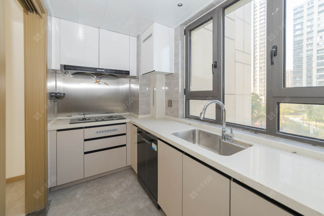 常州绿地香港名墩道在售二手房源室内图_小牛看房