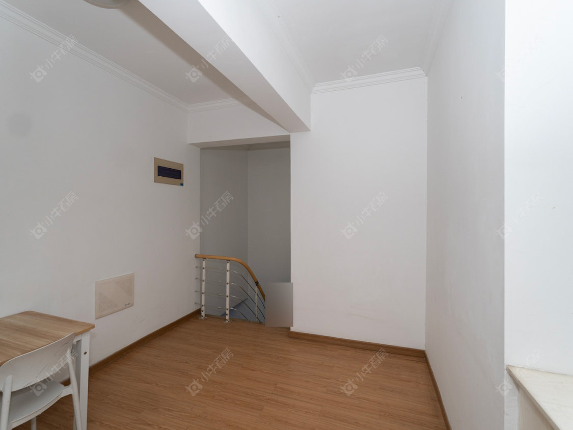 常州美丽华大厦在售二手房源室内图_小牛看房