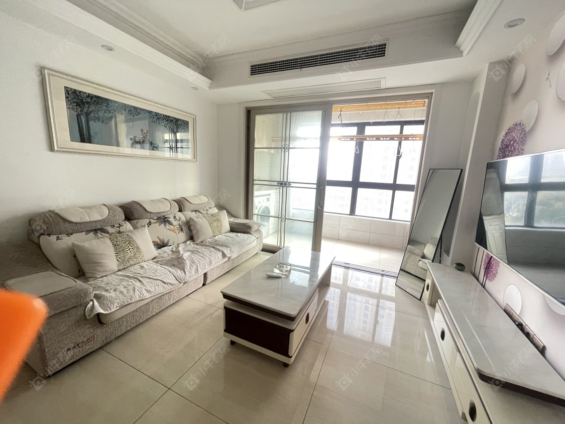 常州世茂香槟湖三期3室2厅在租房源出租