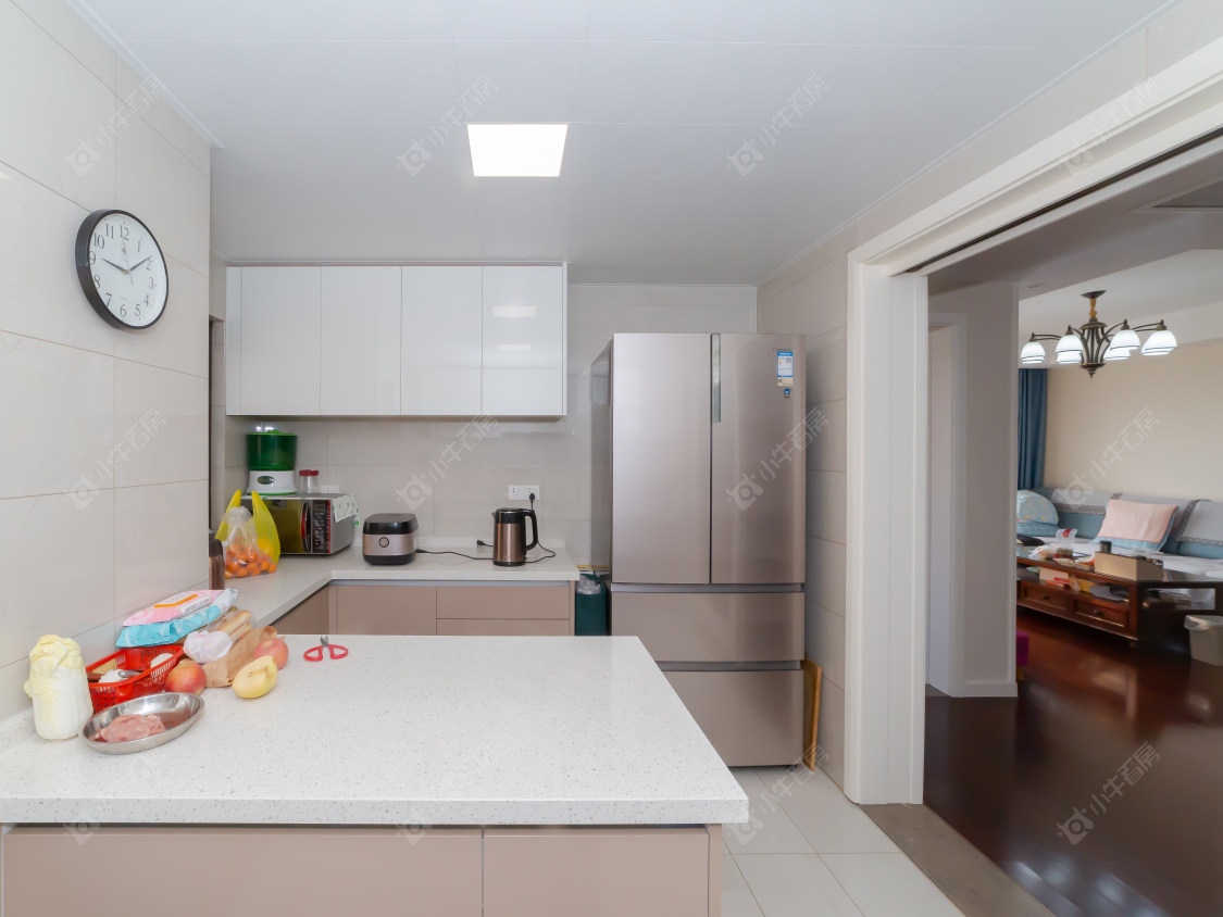 常州世茂香槟湖五期在售二手房源室内图_小牛看房