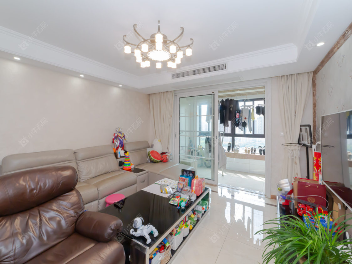 常州世茂香槟湖三期在售二手房源室内图_小牛看房