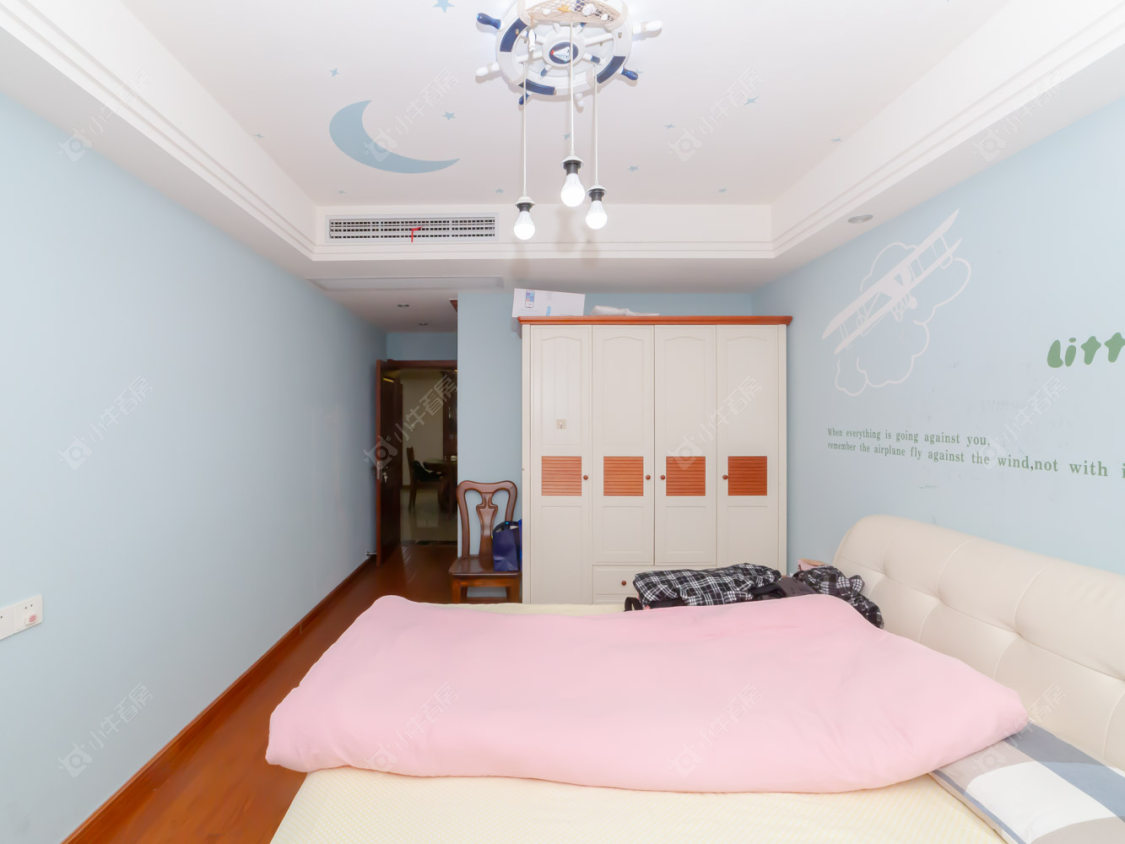 常州世茂香槟湖三期在售二手房源室内图_小牛看房