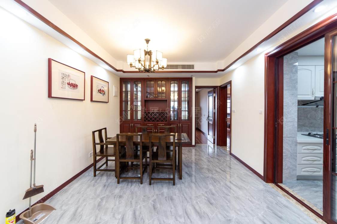 常州凤凰湖花园在售二手房源室内图_小牛看房