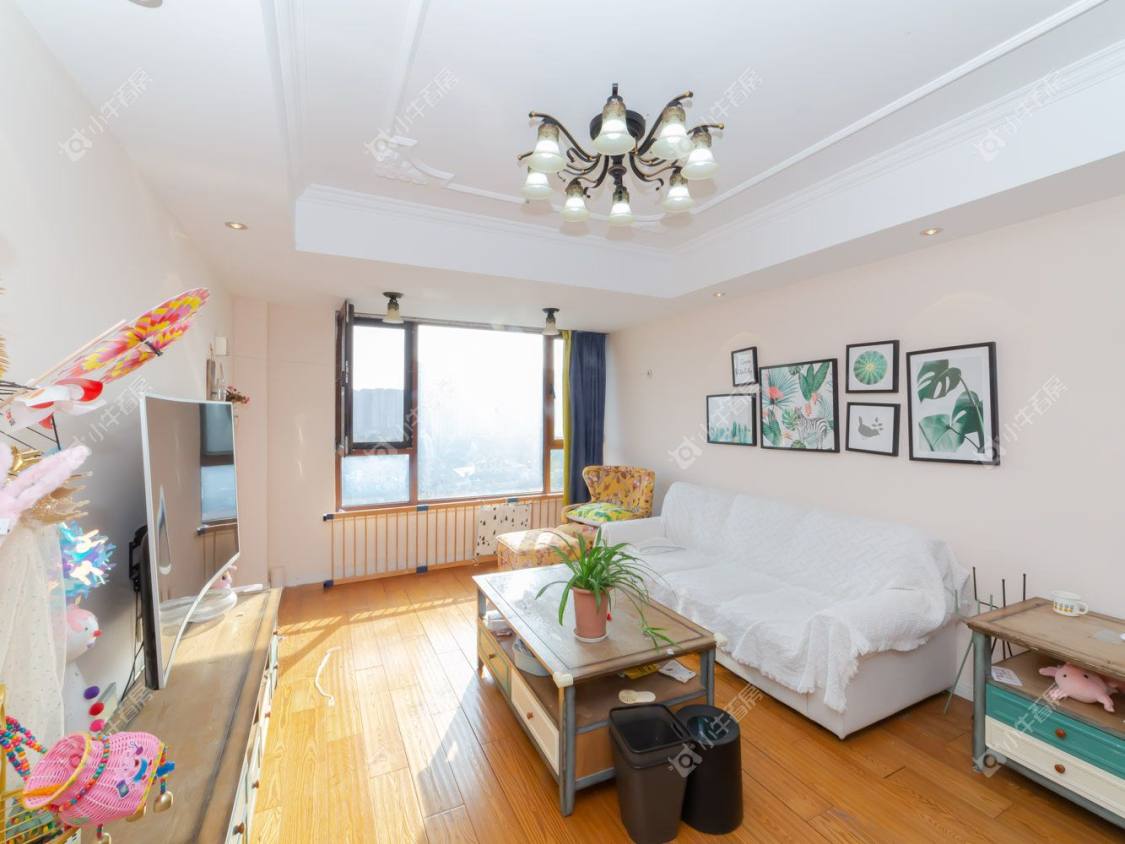 常州世茂香槟湖三期在租房源室内图_小牛看房