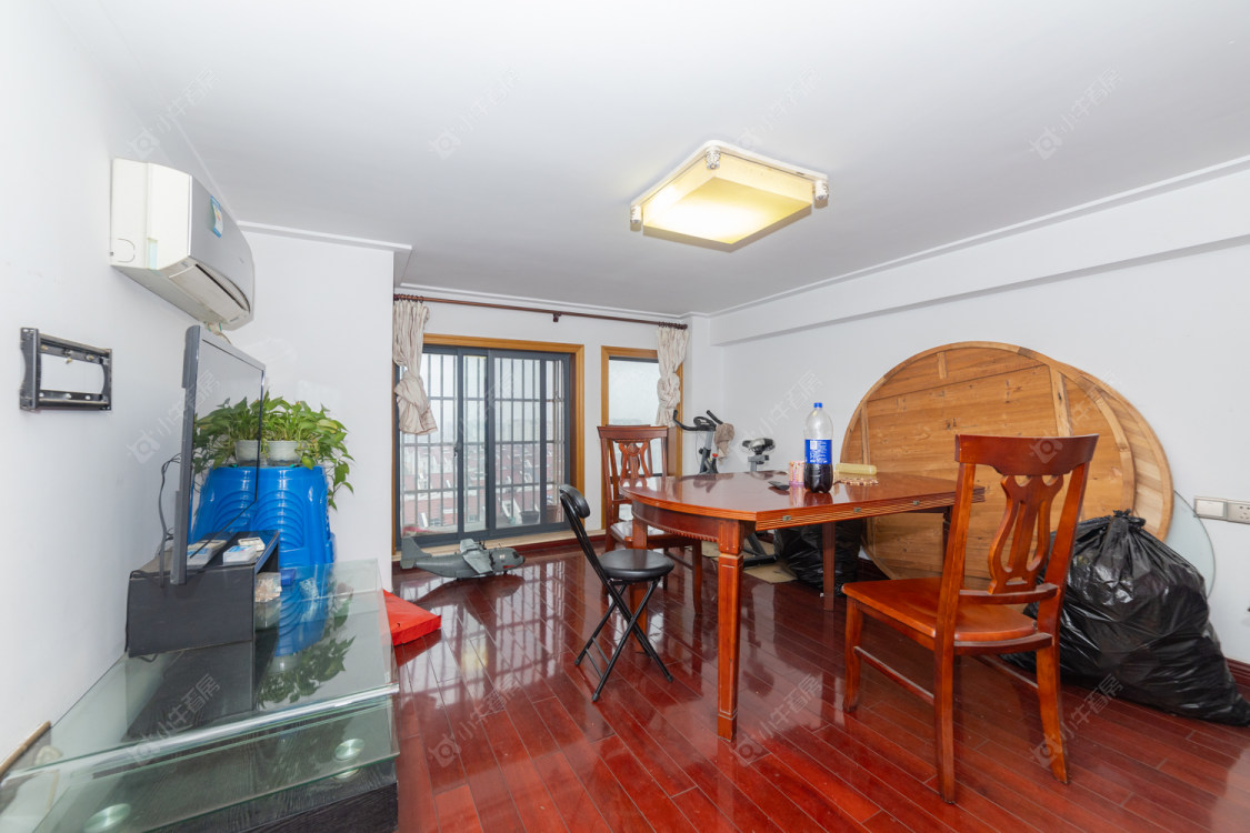 常州香槟广场在售二手房源室内图_小牛看房