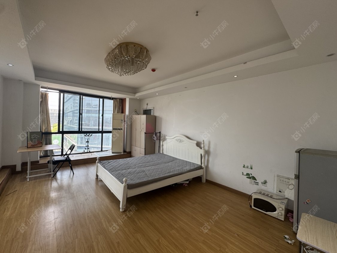 常州丰臣国际广场在租房源室内图_小牛看房