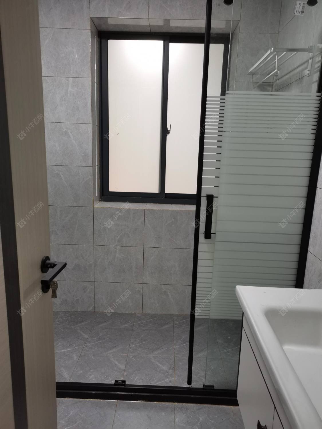 常州世茂香槟湖一期在租房源室内图_小牛看房