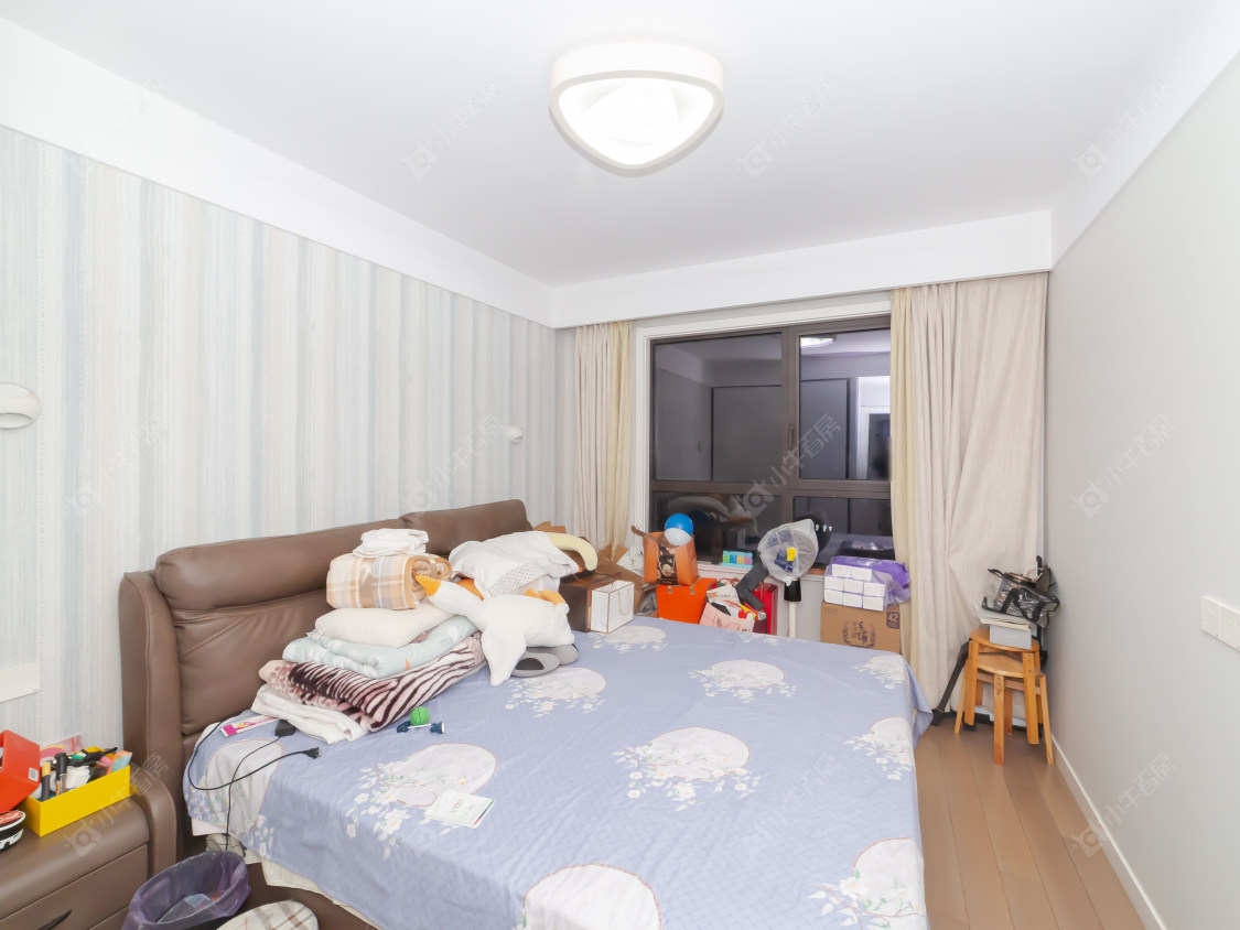 常州世茂香槟湖四期在售二手房源室内图_小牛看房