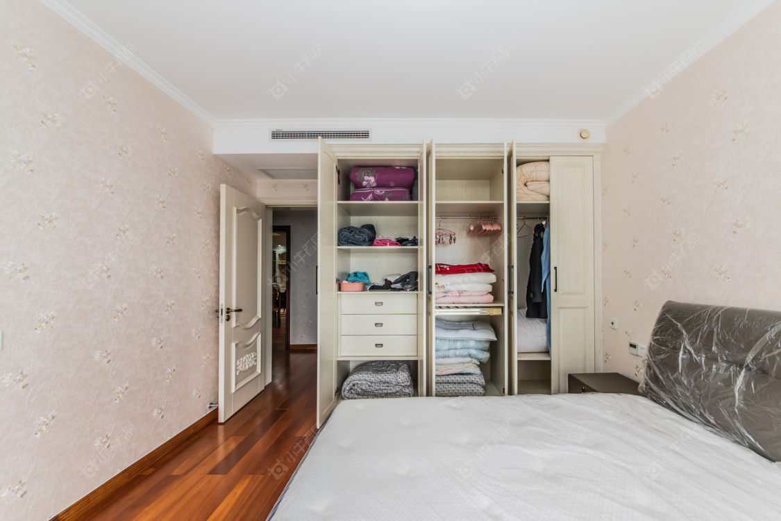 常州世茂香槟湖三期在售二手房源室内图_小牛看房