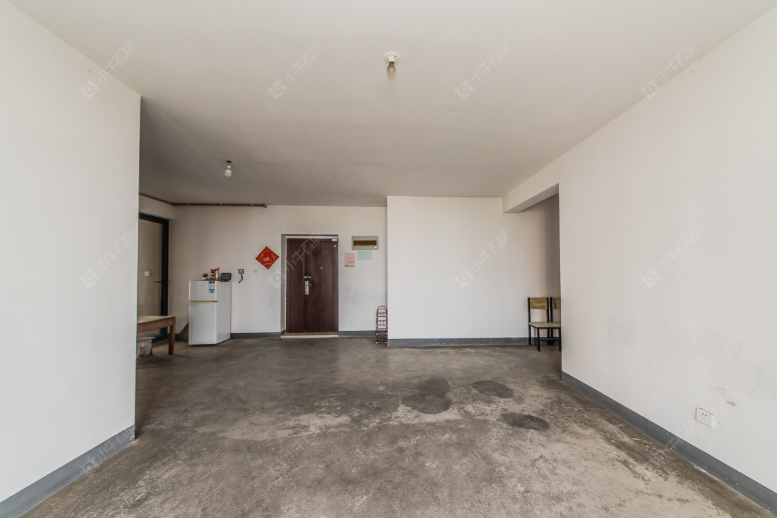 常州世茂香槟湖四期在售二手房源室内图_小牛看房