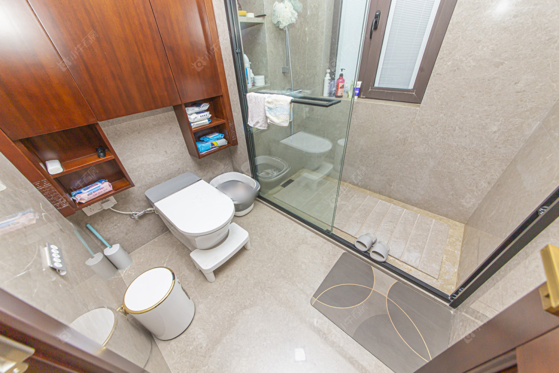 常州绿地香奈别墅区在售二手房源室内图_小牛看房