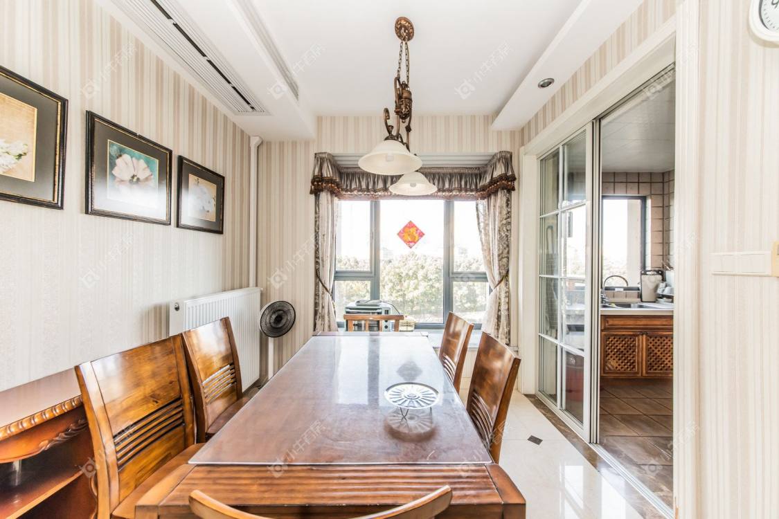 常州世茂香槟湖一期在租房源室内图_小牛看房