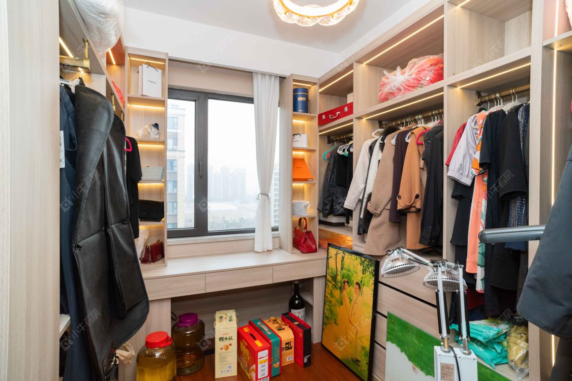 龙城金茂府西区房源室内图 常州龙城金茂府西区在售二手房源室内图_小牛看房