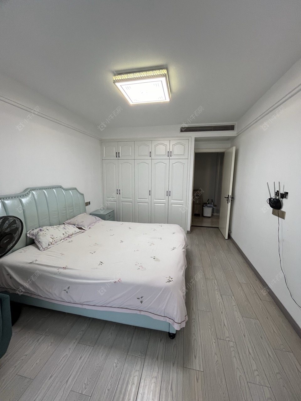 常州世茂香槟湖五期在租房源室内图_小牛看房