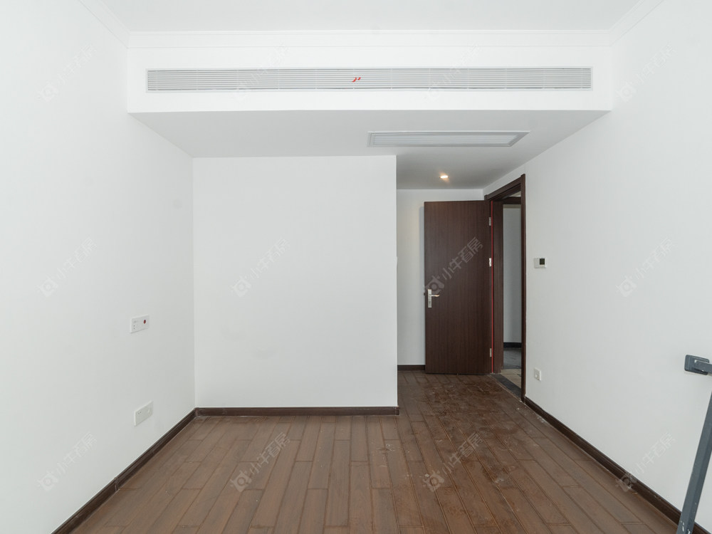 常州蓝光晶曜在售二手房源室内图_小牛看房