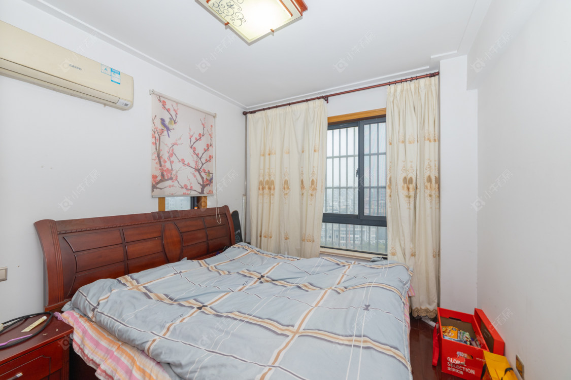 常州香槟广场在售二手房源室内图_小牛看房