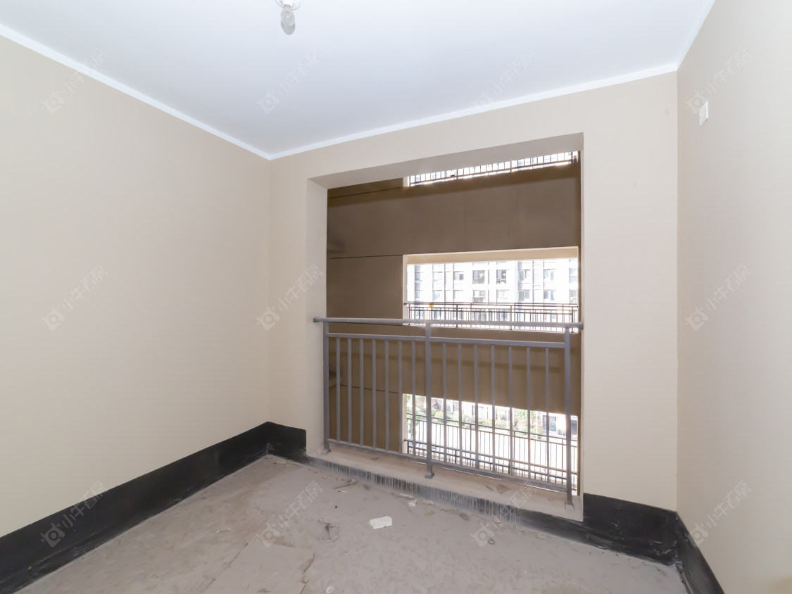 常州世茂香槟湖五期在售二手房源室内图_小牛看房