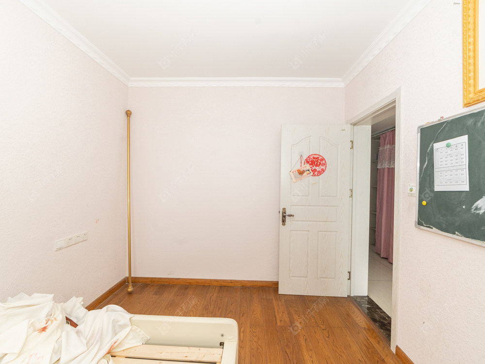 常州滨江明珠城东区在售二手房源室内图_小牛看房