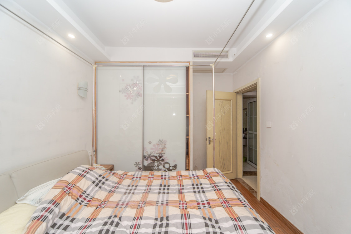 世茂香槟湖二期房源室内图 常州世茂香槟湖二期在售二手房源室内图_小牛看房