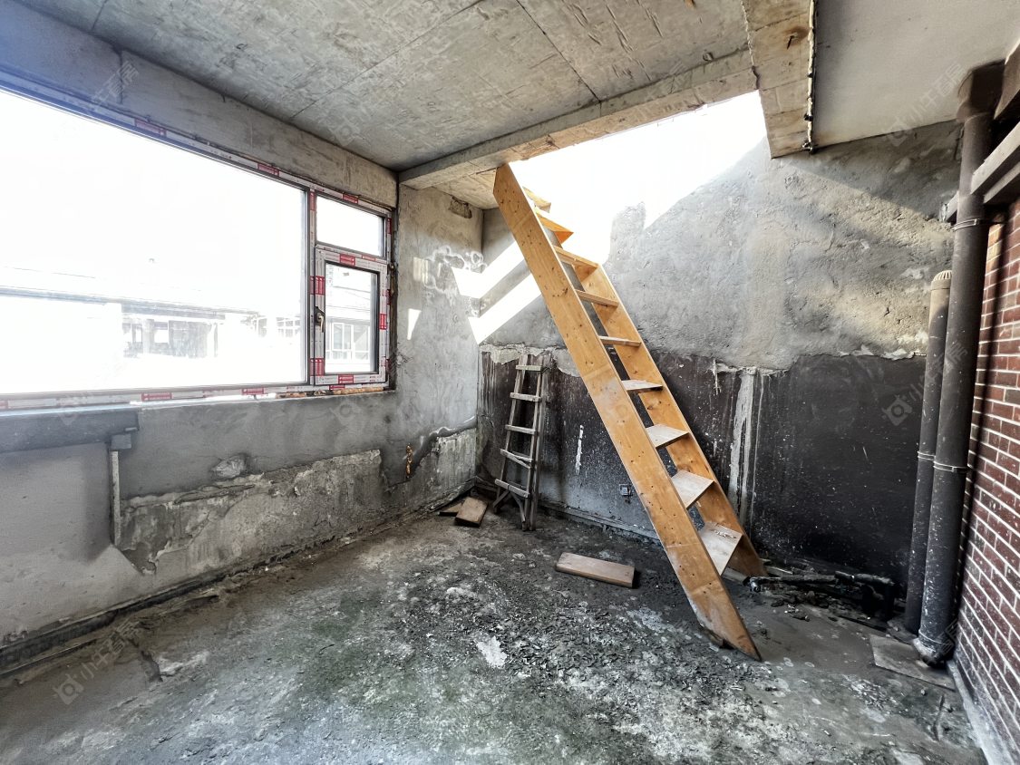 常州常发御龙山花园别墅区5室2厅3卫出租_小牛看房