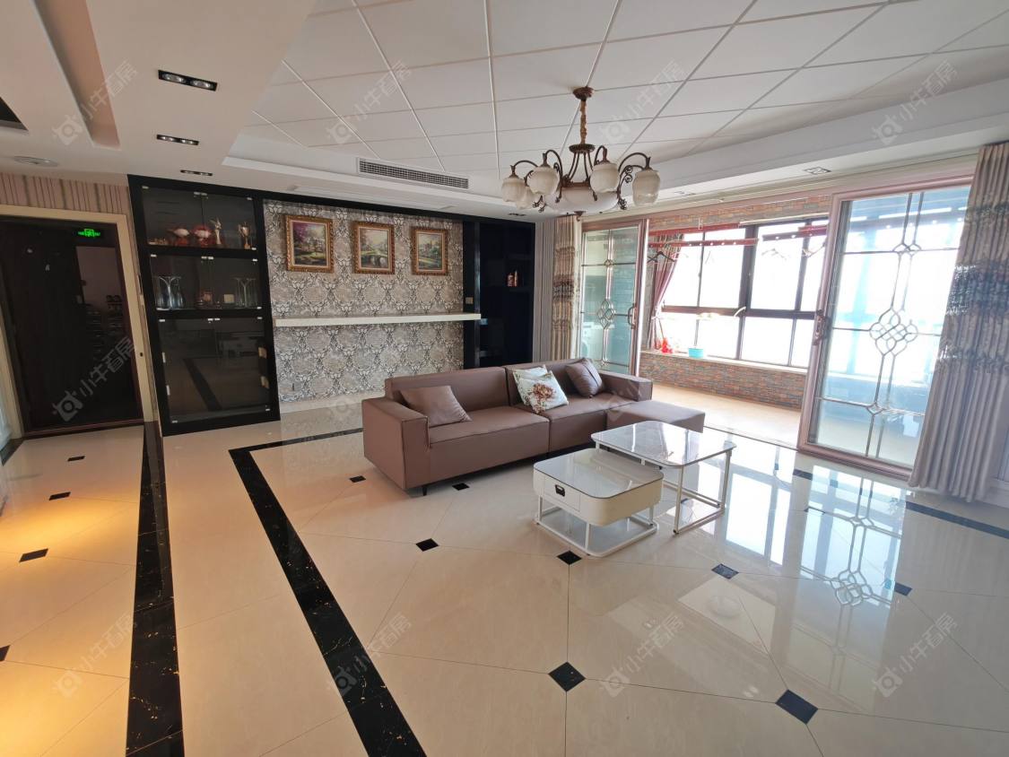 常州莱蒙城中央府东区4室2厅2卫出租_小牛看房