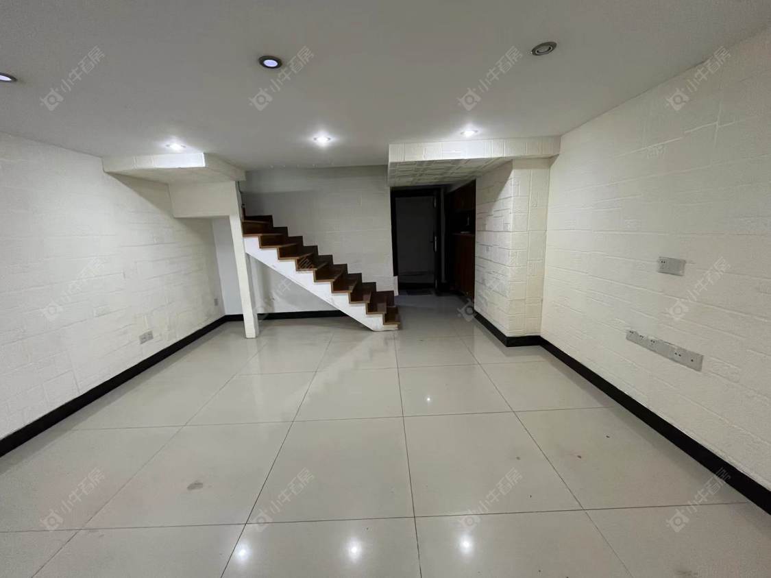 常州吾悦广场金苹果公寓在租房源_小牛看房