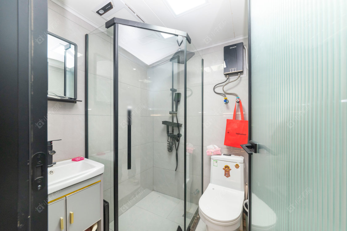 常州亚泰财富中心在售二手房源室内图_小牛看房