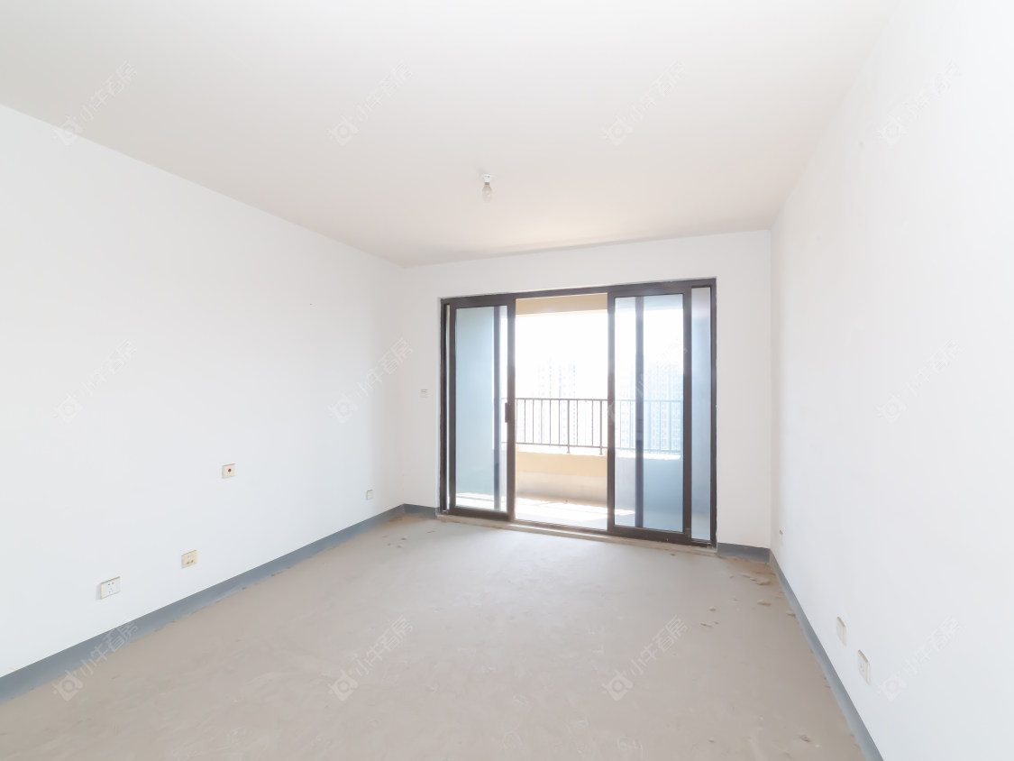 常州世茂香槟湖四期在售二手房源室内图_小牛看房