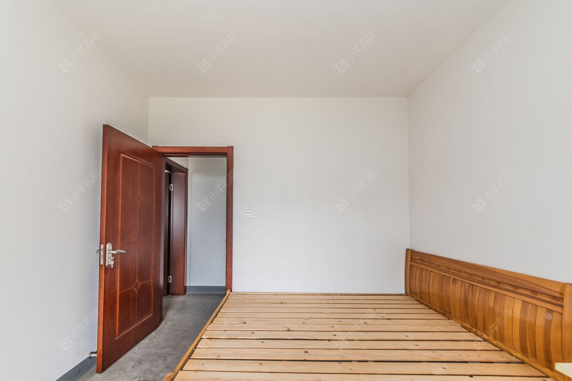 常州世茂香槟湖四期在售二手房源室内图_小牛看房