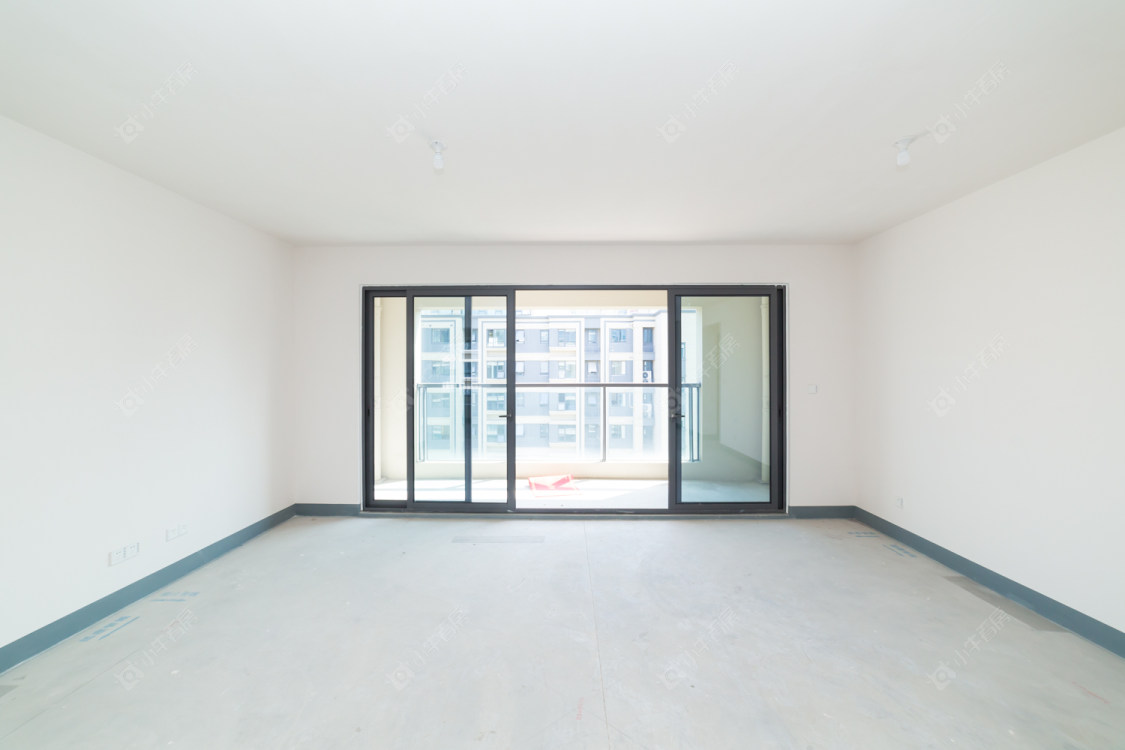 常州美的世茂云筑在售二手房源室内图_小牛看房