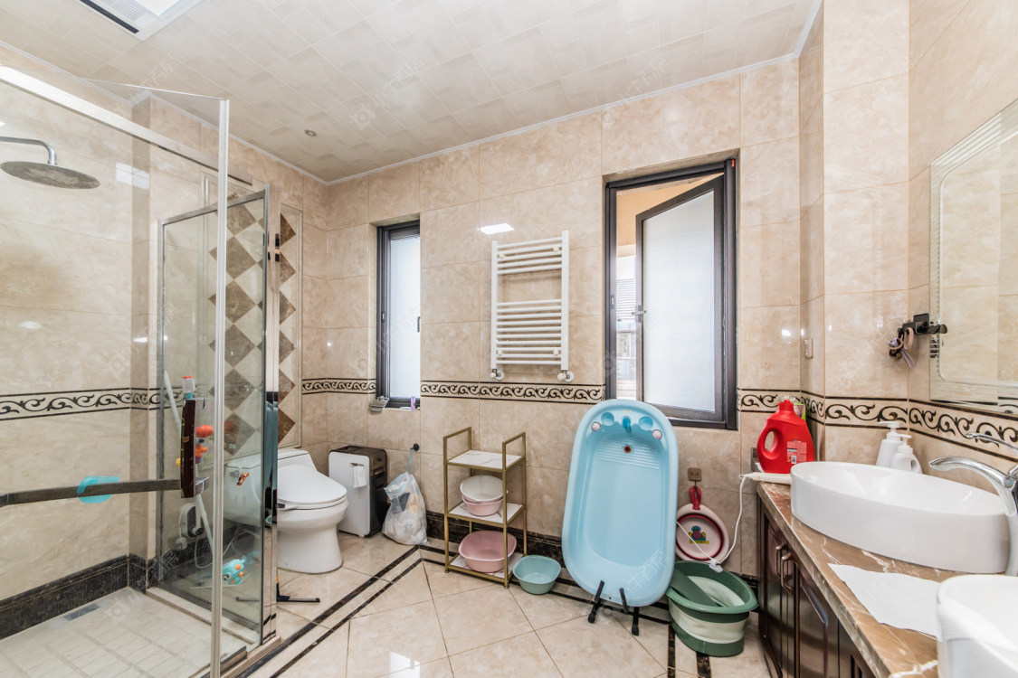 世茂香槟湖三期房源室内图 常州世茂香槟湖三期在售二手房源室内图_小牛看房