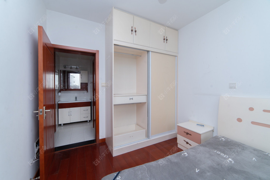 御水华庭一期房源室内图 常州御水华庭一期在售二手房源室内图_小牛看房