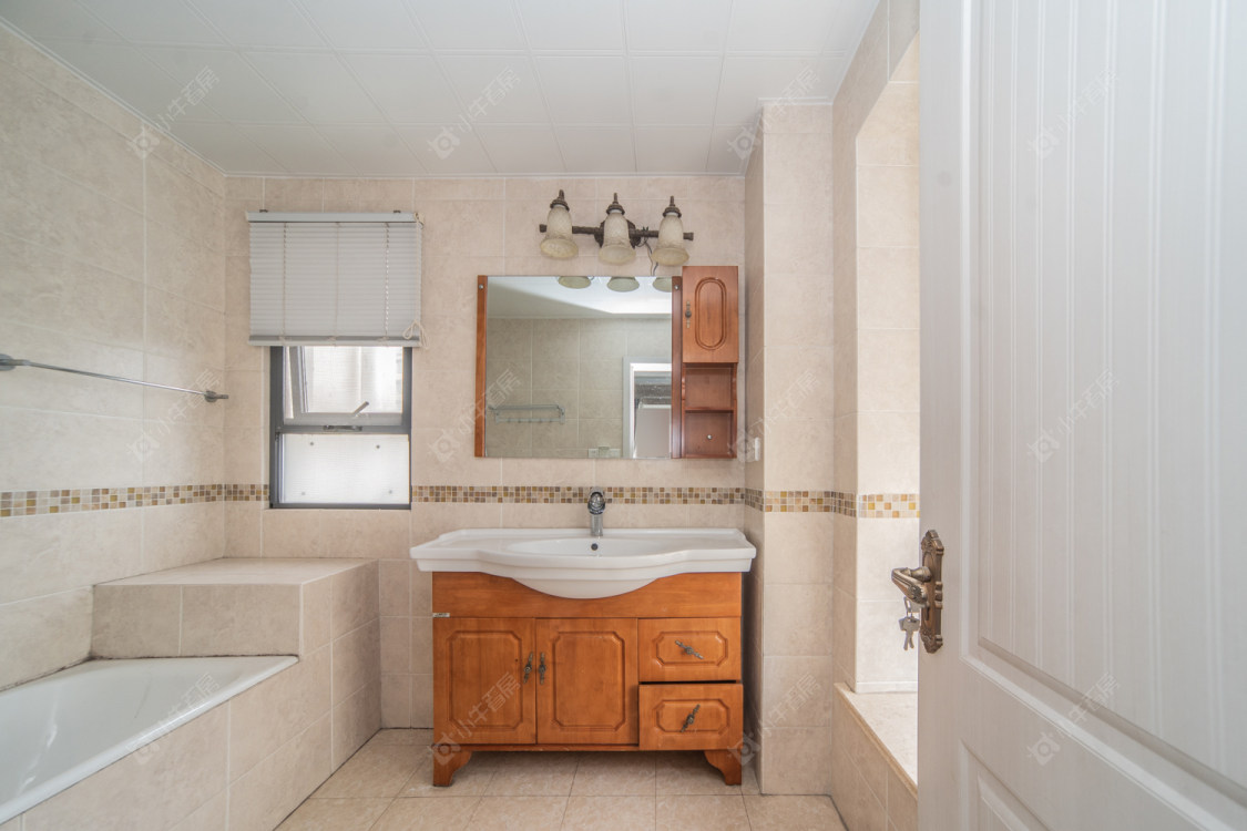 常州世茂香槟湖一期在售二手房源室内图_小牛看房