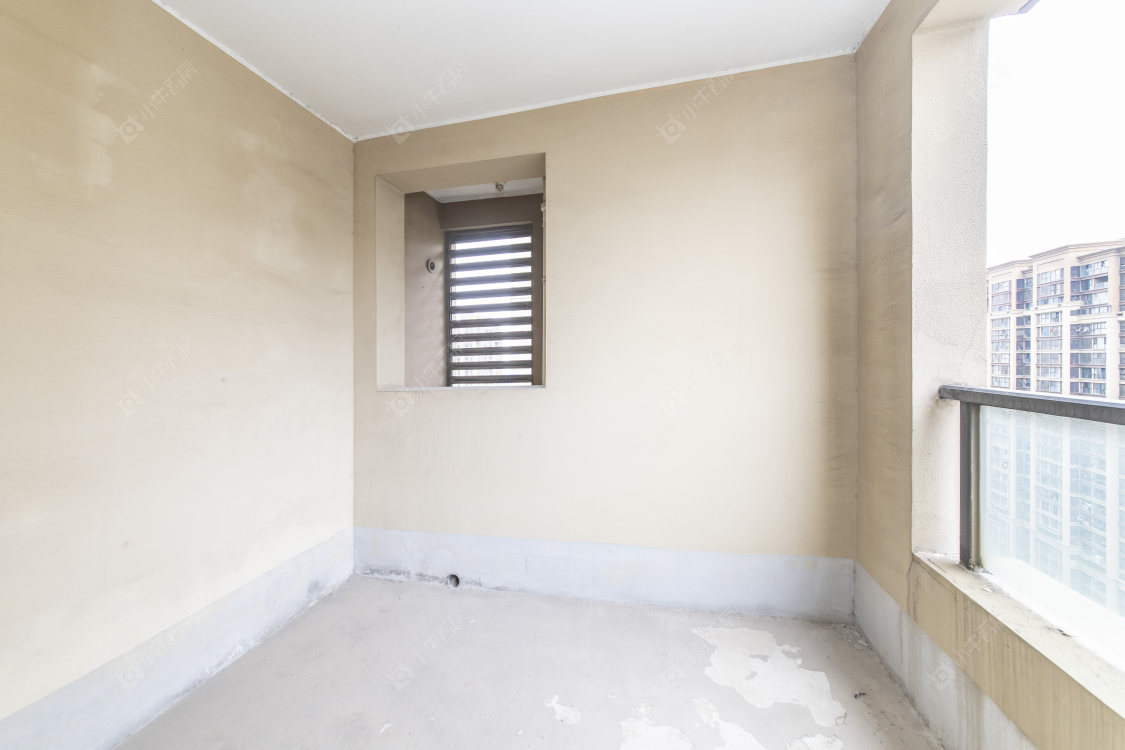 常州绿地香颂花园在售二手房源室内图_小牛看房