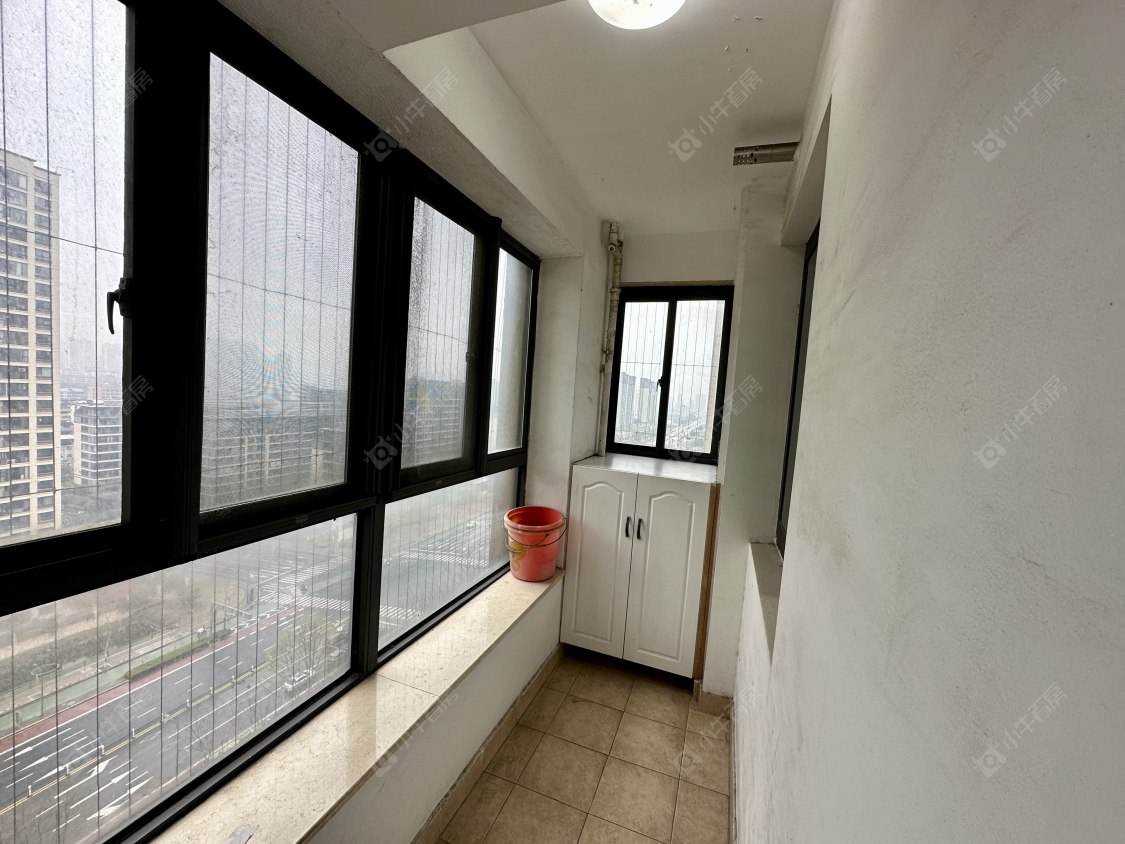 常州绿地峰云汇在租房源室内图_小牛看房