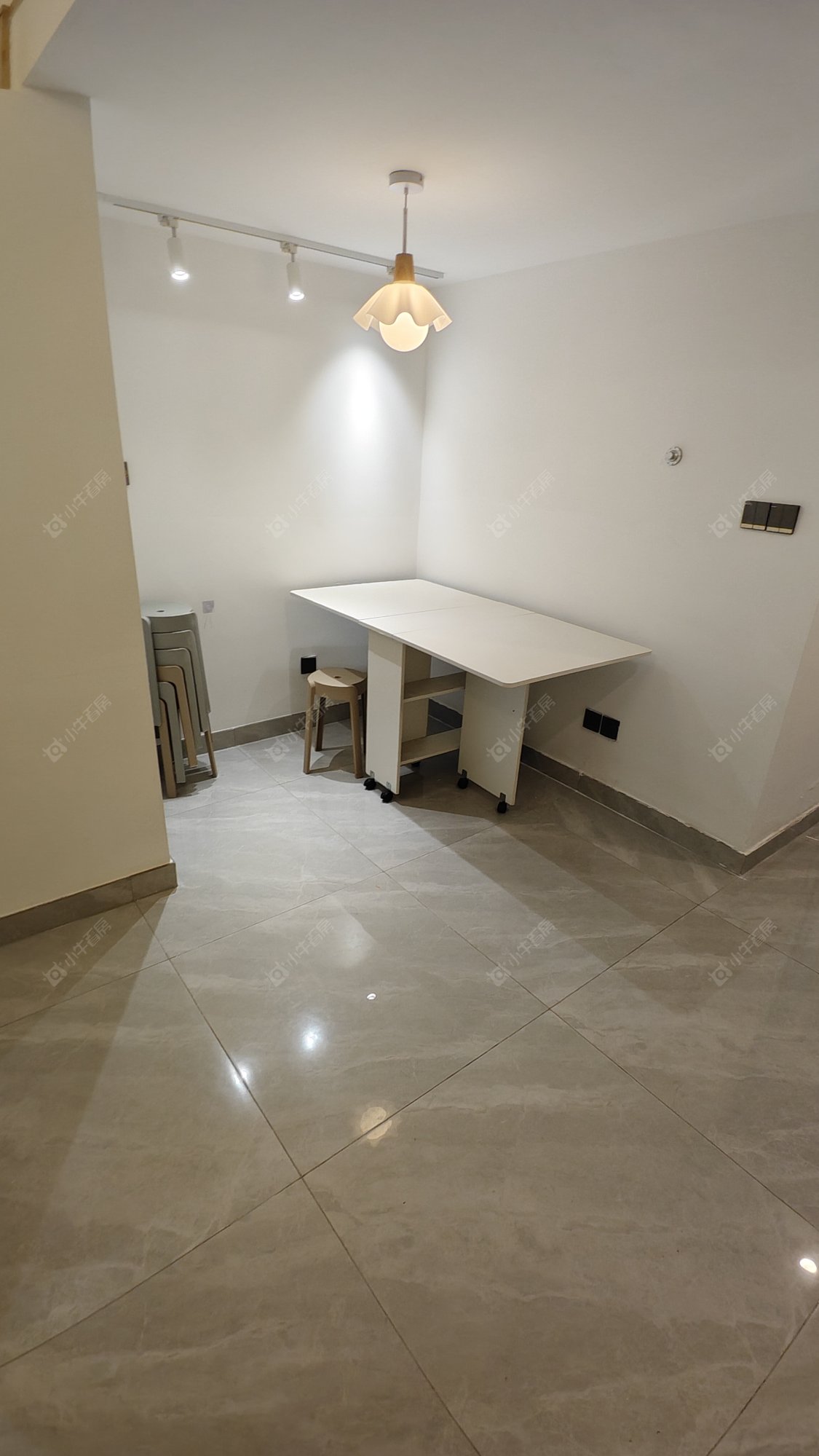 常州绿地峰荟在租房源室内图_小牛看房