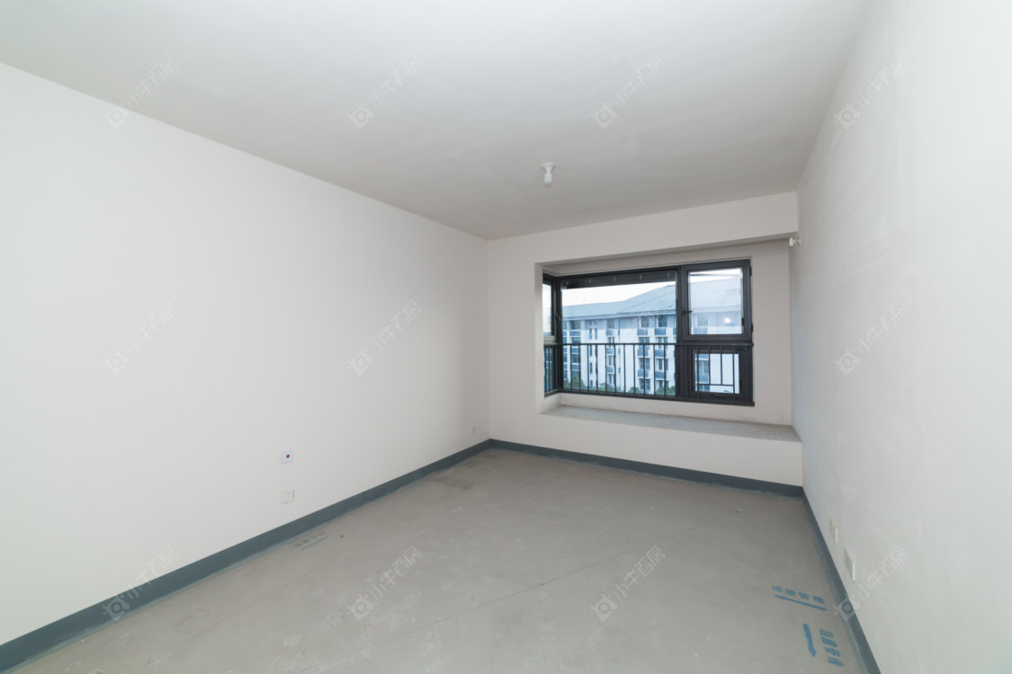 常州美的世茂云筑在售二手房源室内图_小牛看房