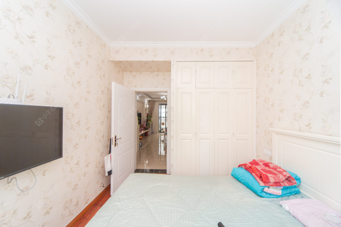 常州世茂香槟湖二期在售二手房源室内图_小牛看房