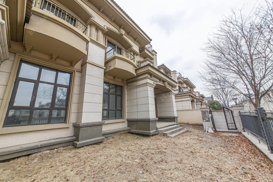 翡丽蓝湾别墅区房源小区图 常州翡丽蓝湾别墅区在售二手房源小区图_小牛看房