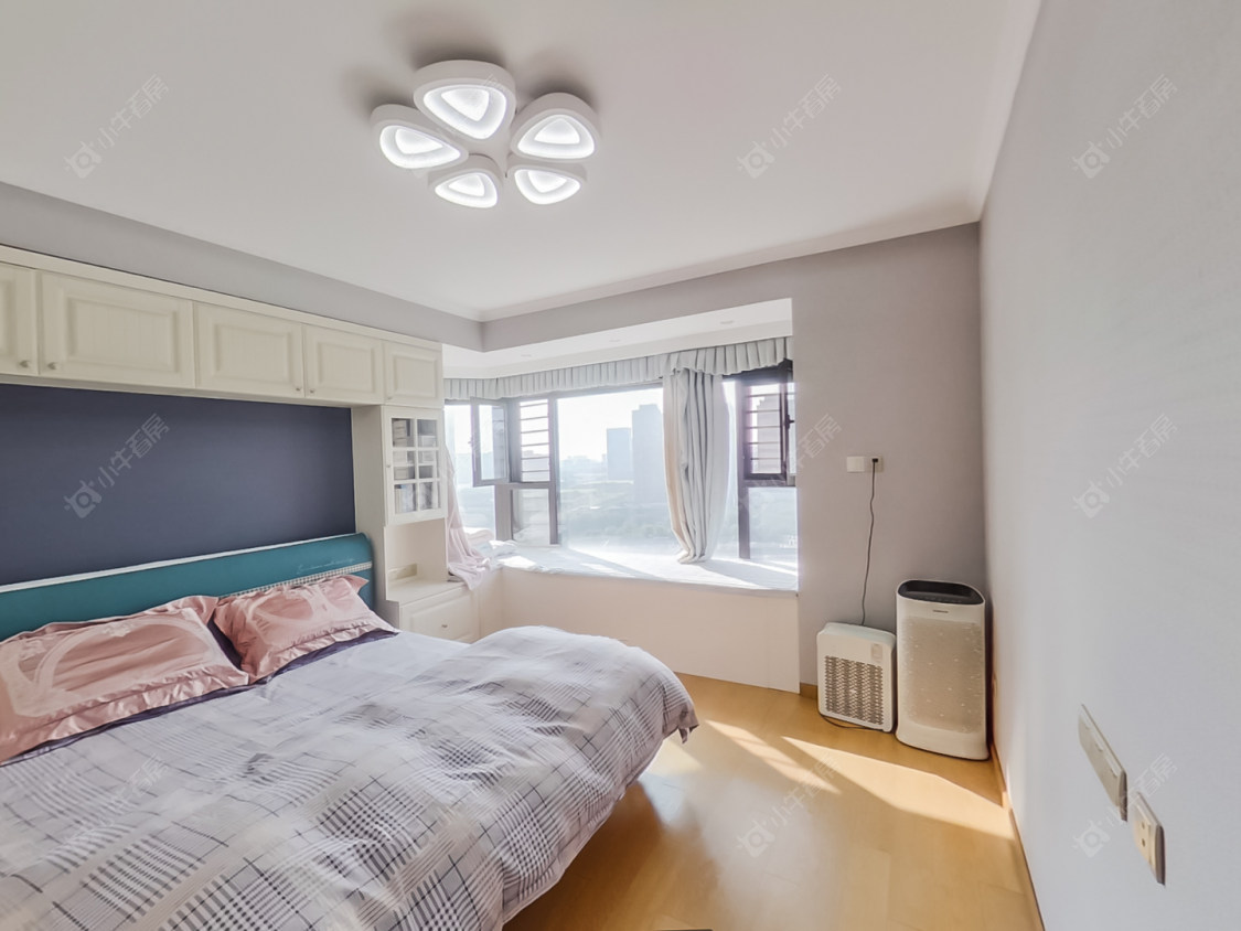 常州世茂香槟湖三期在售二手房源室内图_小牛看房