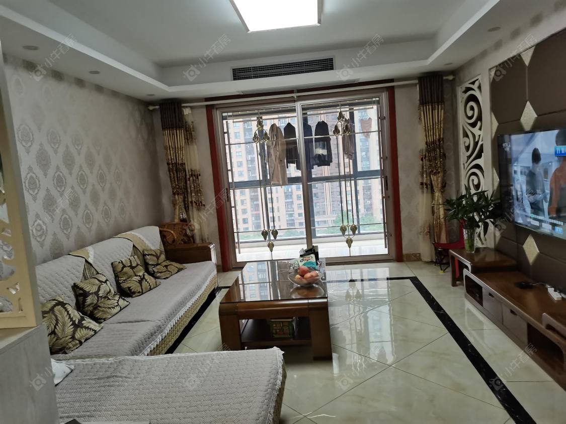 常州世茂香槟湖二期在租房源室内图_小牛看房