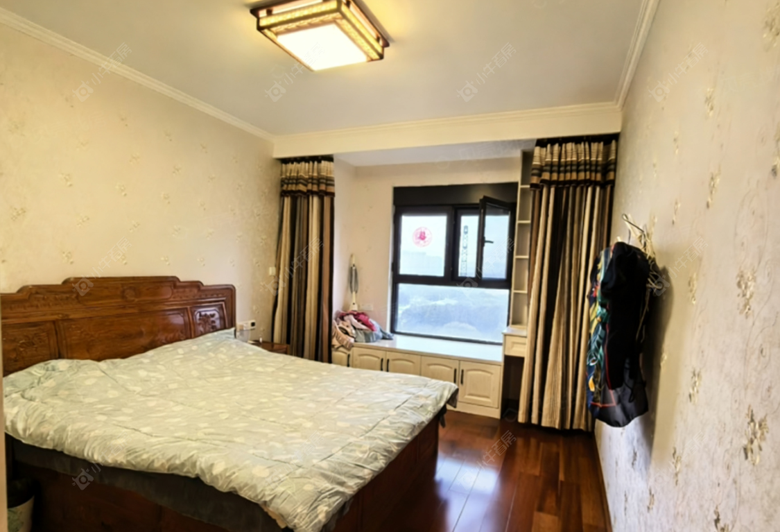 常州世茂香槟湖三期在租房源室内图_小牛看房