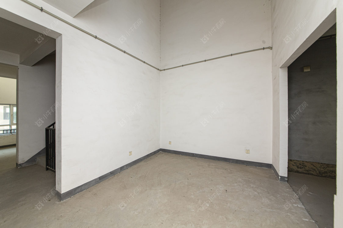 常州招商花园城别墅区在售二手房源室内图_小牛看房