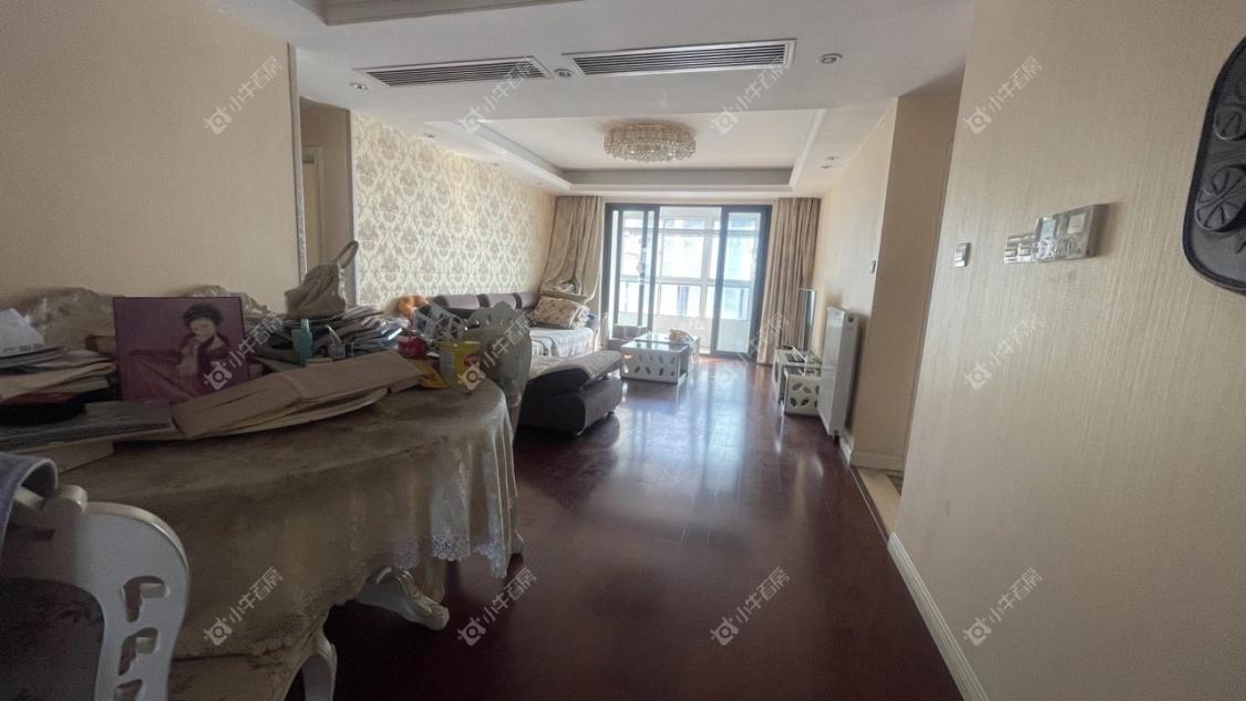 常州绿地峰云汇在租房源室内图_小牛看房